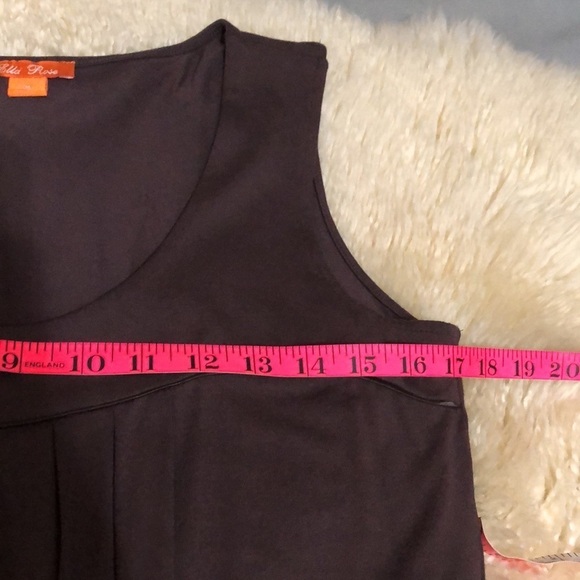Chocolate brown pleated tank size M - Picture 4 of 7